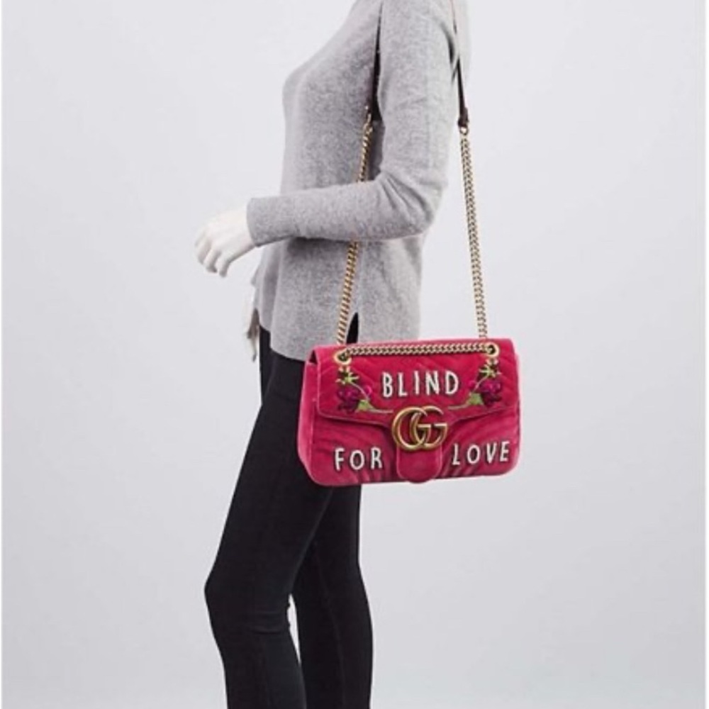 Gucci authentic Vibrant Pink Crossbody Bag with Gold Chain - Picture 2 of 15